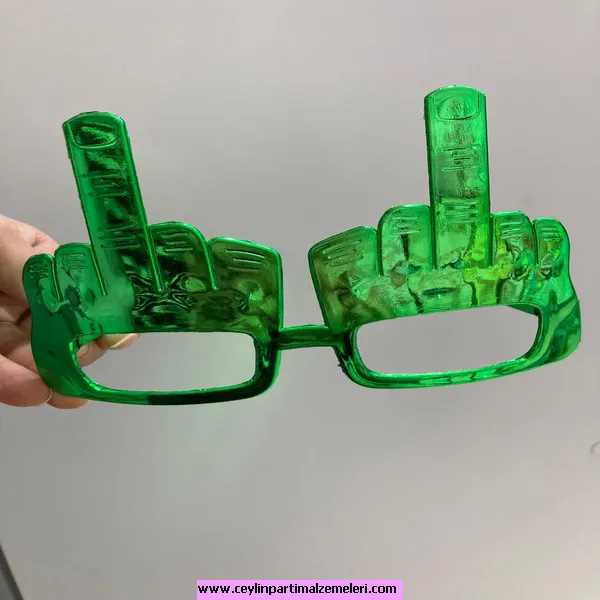 Parmak Temalı Gözlük